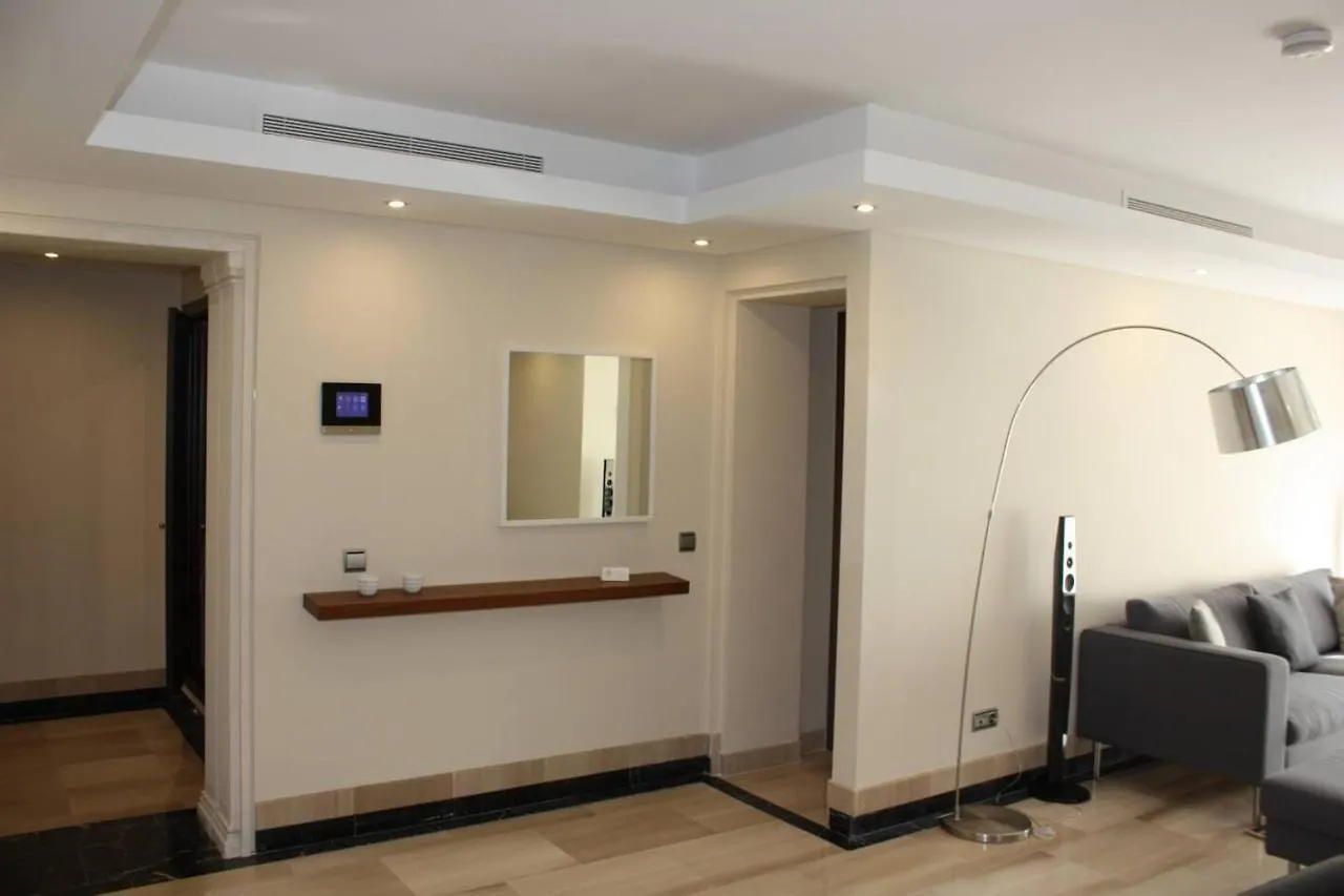 110 - Beach Two-Bedroom Apartment Estepona 0*,